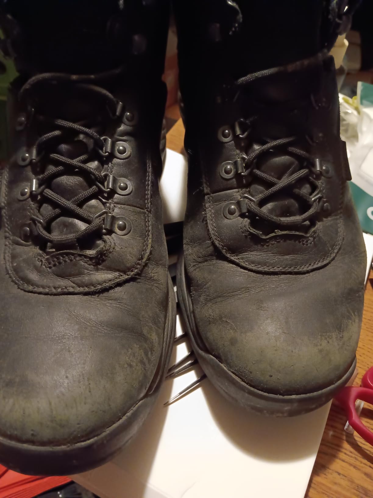 Timberland Men's White Ledge Mid Waterproof Hiking Boots customer photo 1