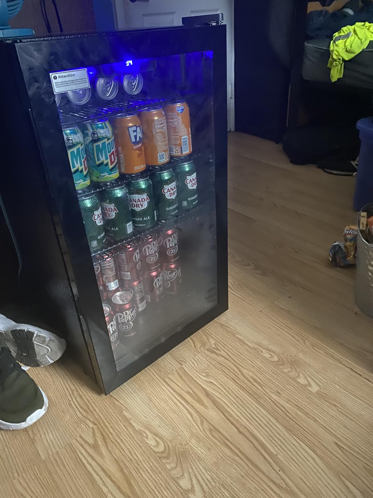 Feelfunn 126 Can Beverage Refrigerator, Glass Door Mini Fridge, 3.2 Cu.Ft customer photo 1