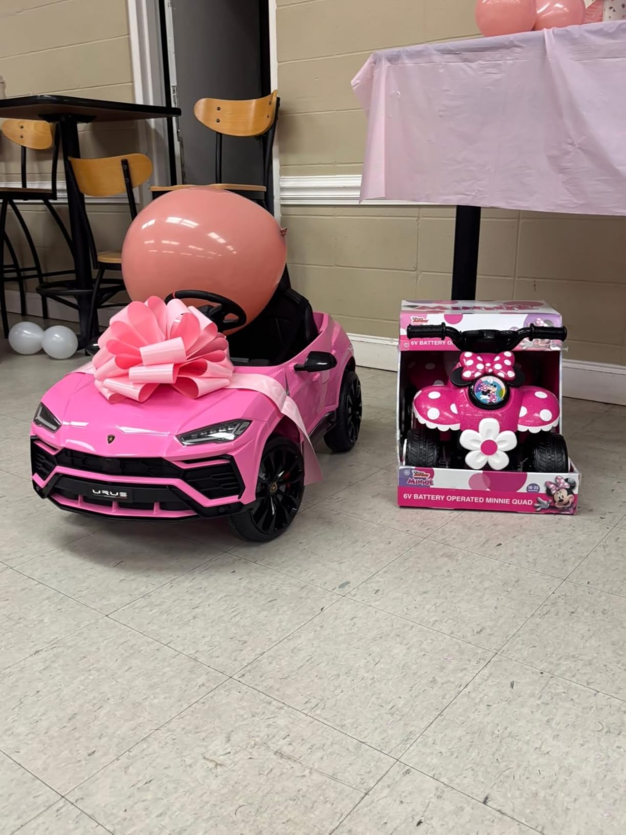 Electric Car for Kids 12V Licensed Lamborghini Ride On Car with Remote Control, Max Speed 2.5Mph, LED Lights, Music Players, Lockable Doors, Spring Suspension - Pink customer photo 2