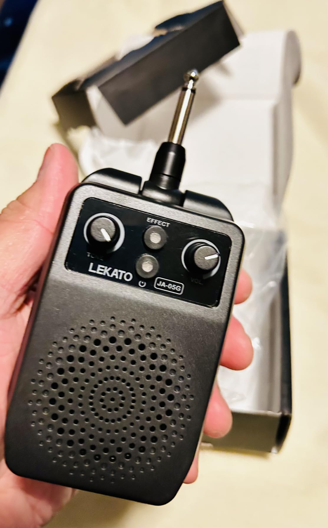 LEKATO Mini Electric Guitar Amp 5W, Portable Guitar Amp Bluetooth with Built-in 4 Effects, Clean Distortion Overdrive Reverb, Rechargeable Small Amplifier for Practice, Black (JA-05G) customer photo 2