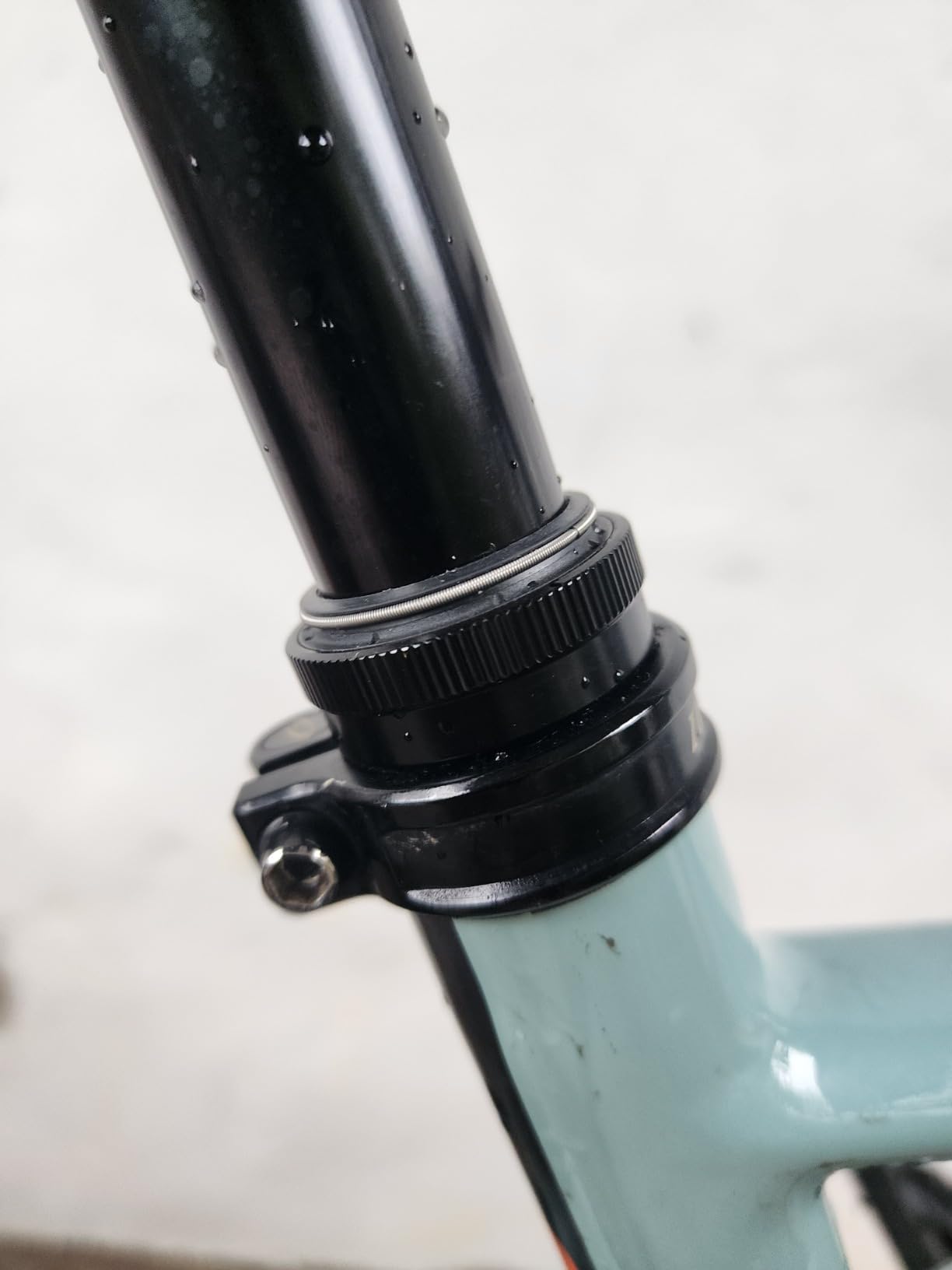 OneUp Components, V3 Dropper Post customer photo 1