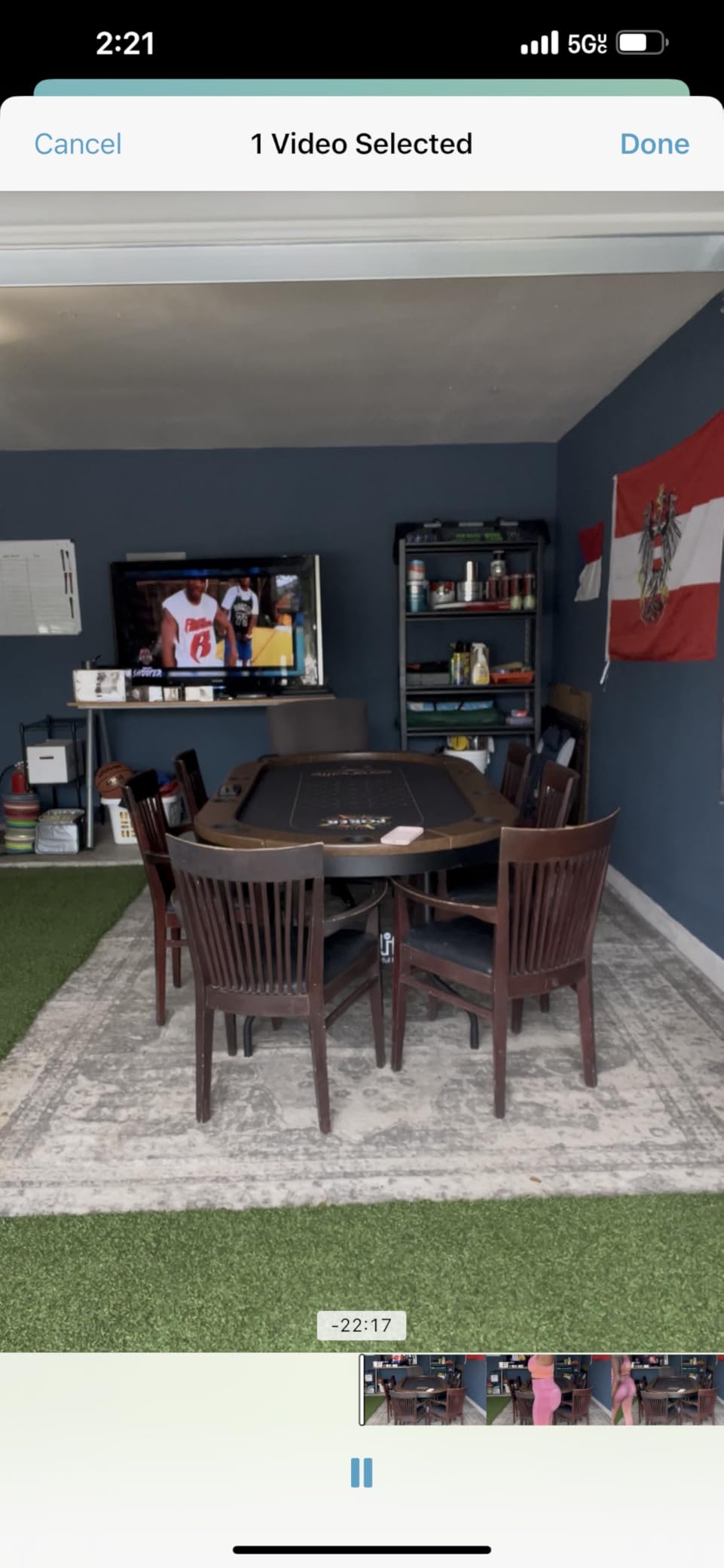 SereneLife 10-Player Oval Foldable Poker Table - Casino Texas Holdem Table with Water-Resistant Cushioned Rail, 10 Cup Holders, Brown Felt Surface, Black Jack Board & Family Games (Brown) customer photo 1