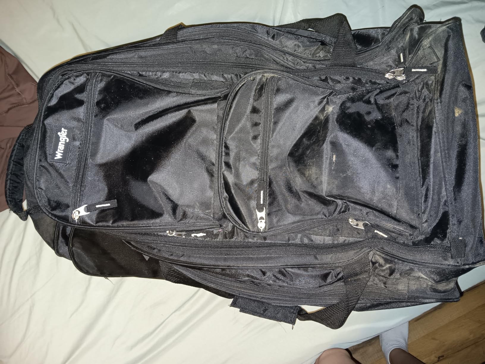 Wrangler Wesley Rolling Duffel Bag, Seaform, Large 30-Inch customer photo 2