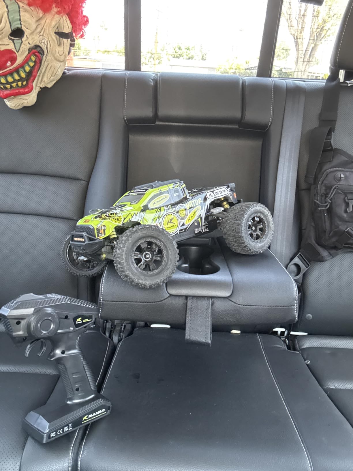 AMORIL 1/10 RTR Brushless Fast RC Cars for Adults,Max 50mph Hobby Electric Off-Road Monster Truck,Waterproof High Speed RC Car 4WD Remote Control Car with 3S Lipo,Green customer photo 2