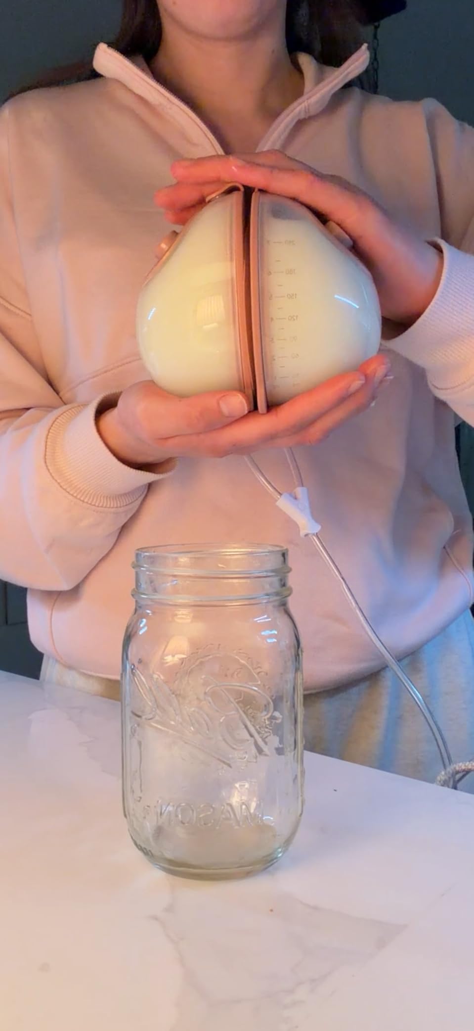 Momcozy V1 Pro Wearable Breast Pump, Hospital-Grade Pocket Primary Pump | Hands-Free Portable Pump, Lightweight, Visible Cups, Real Milk Removal customer photo 2