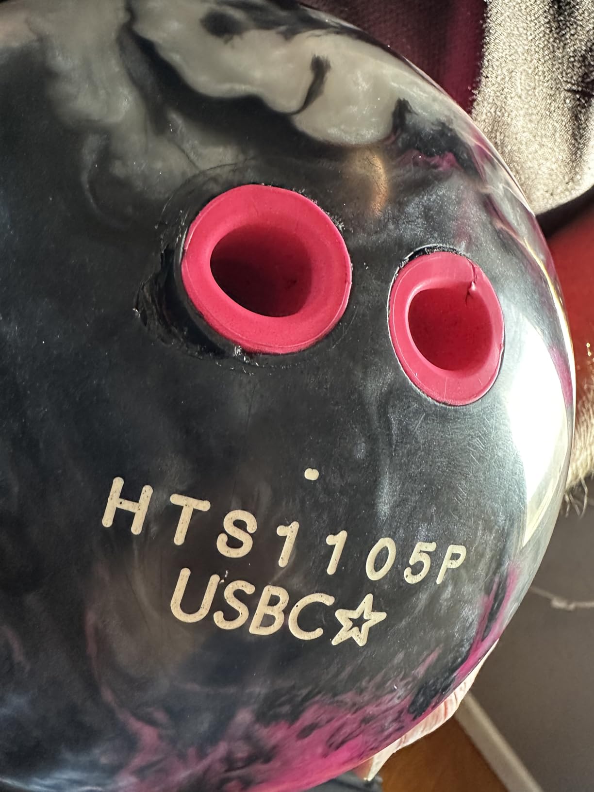 Columbia 300 White Dot Wild Orchid Bowling Ball customer photo 1