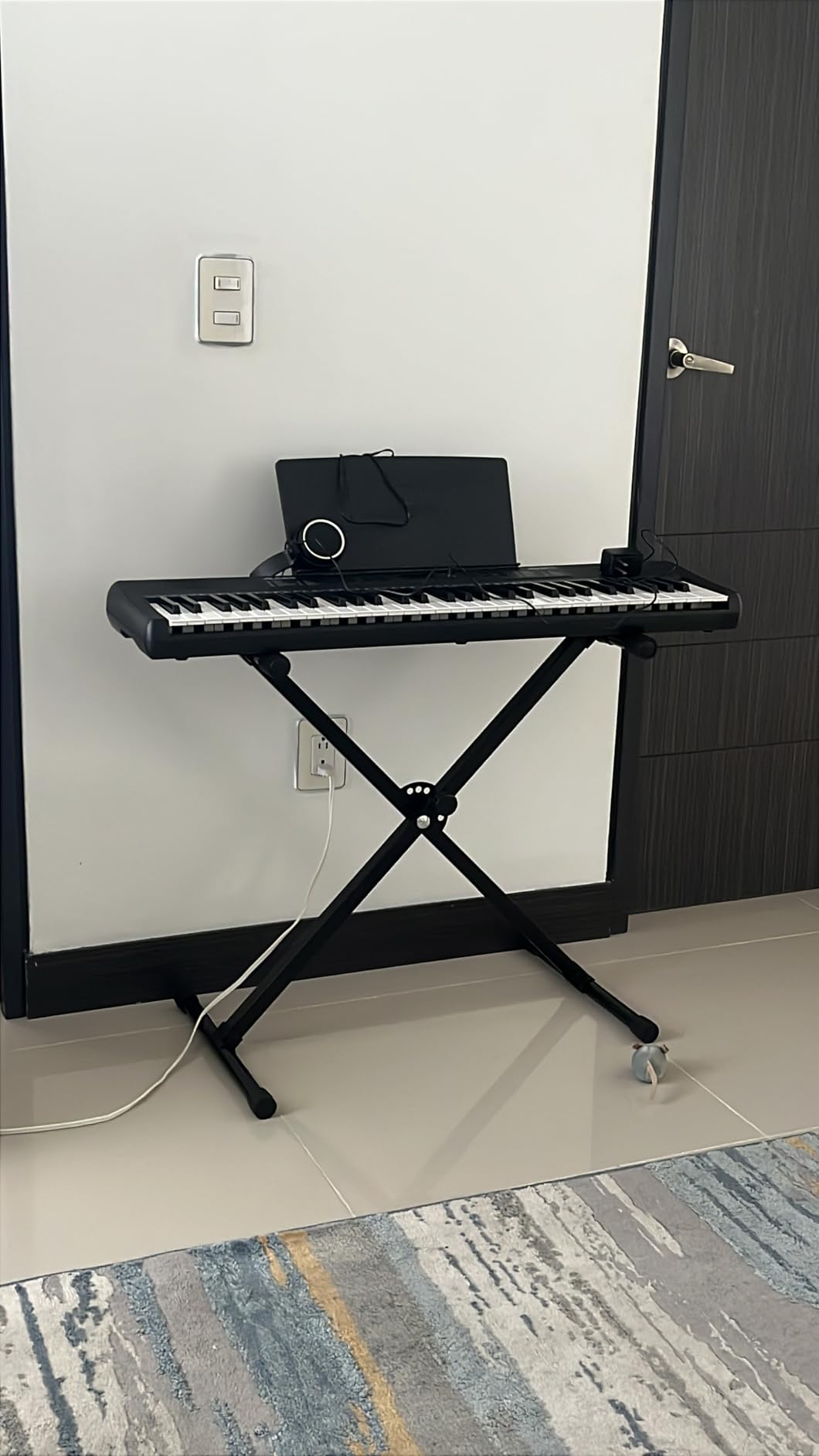Alesis Melody 61 MK4 61-Key Piano Keyboard Bundle | Portable, 300 Voices, Includes Lessons, Stand, Bench, Microphone and Headphones customer photo 2