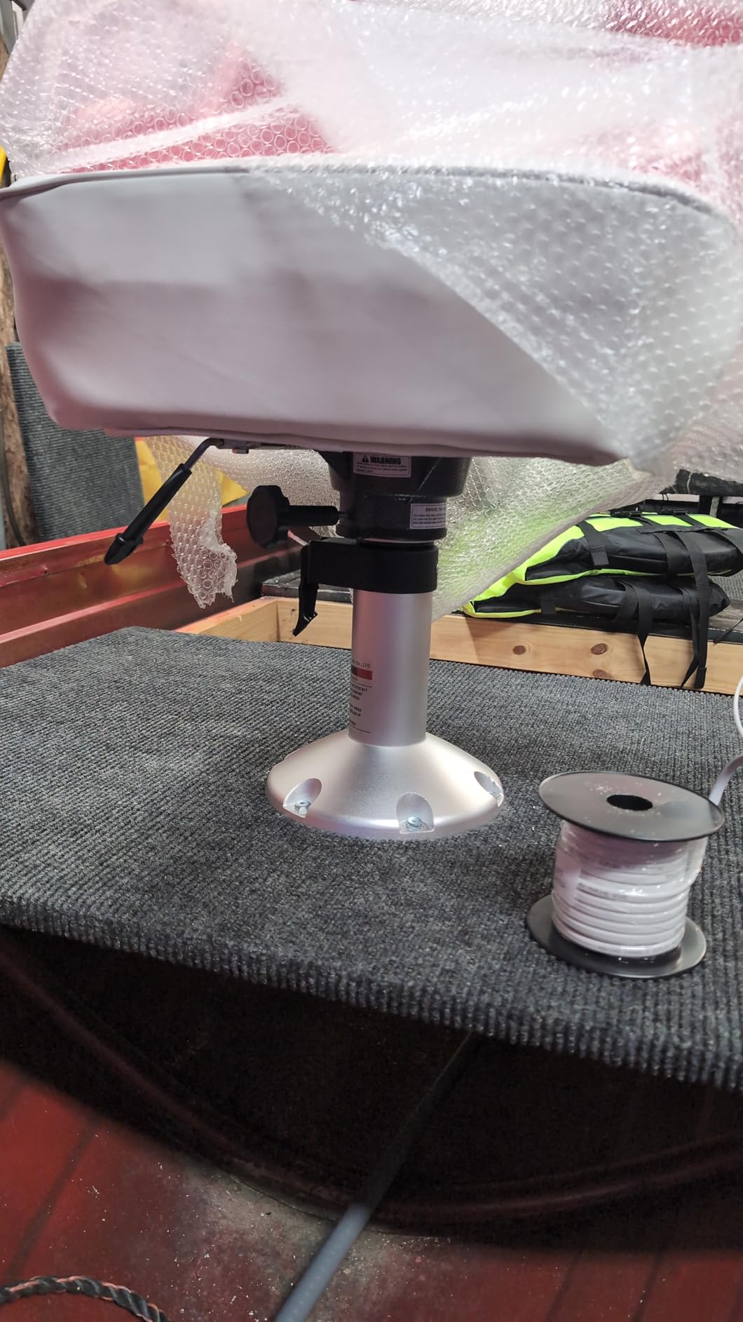 Boat Seat Pedestal Aluminum Adjustable Height Locking Boat Seat Pedestals and Bases for Fishing Bass Pontoon Boats customer photo 2