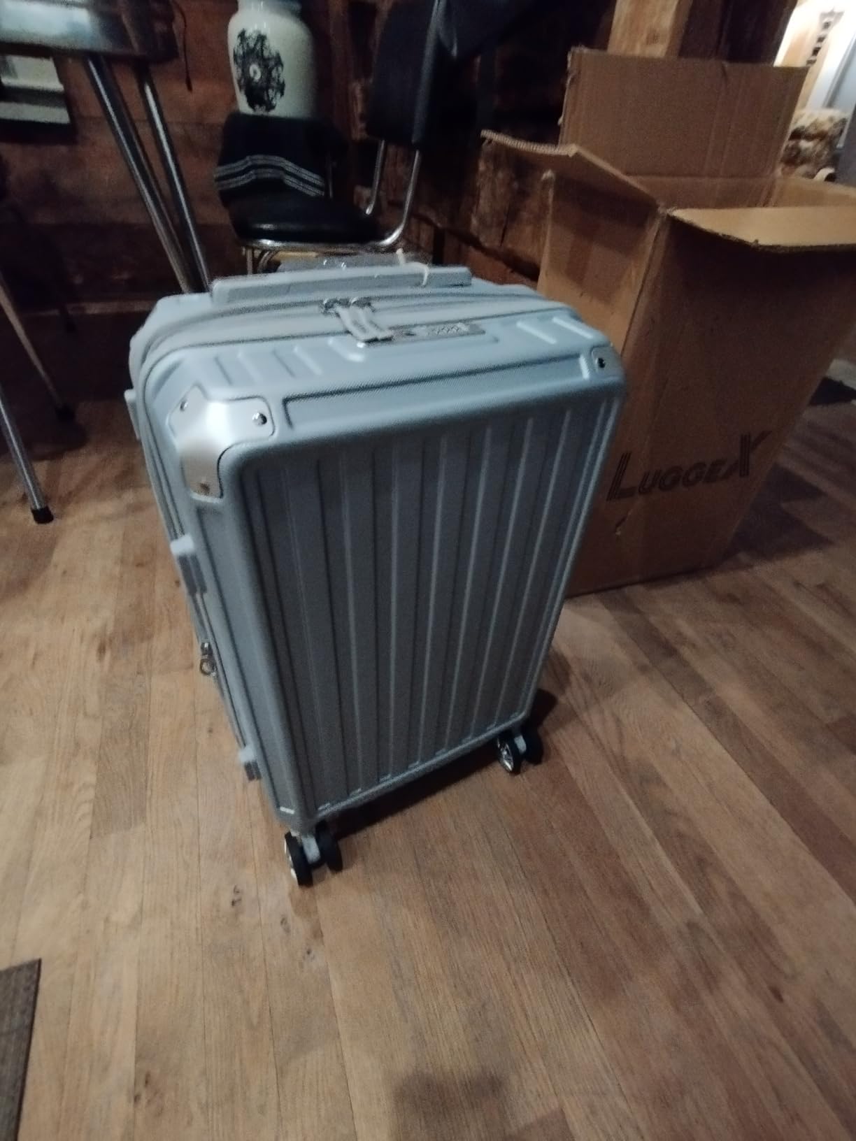 LUGGEX 2-Piece Zipperless Luggage Set, Aluminum Frame, Silver, 20