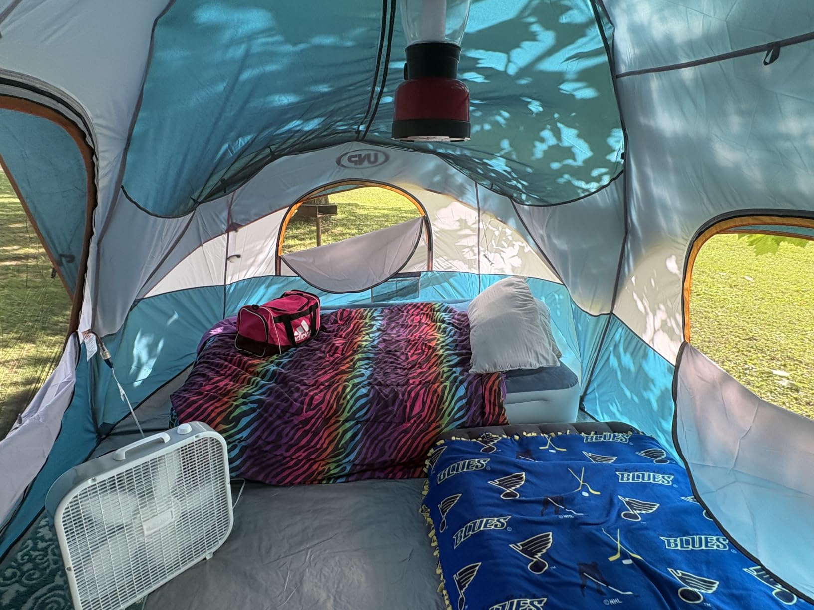 UNP 10 Person Tents for Camping Family Outdoor Camping Tent | 2 Rooms with Rainfly, Waterproof 5 Large Mesh Windows Size 18ft x 9ft x78in customer photo 1