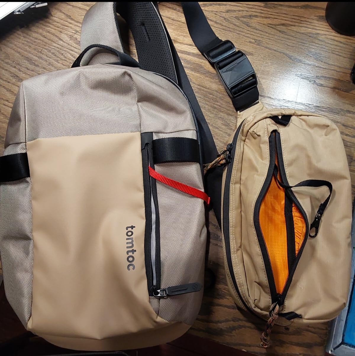 tomtoc 1.5L Sling Bag with RFID Blocking Crossbody Chest Pack for Men Women customer photo 2