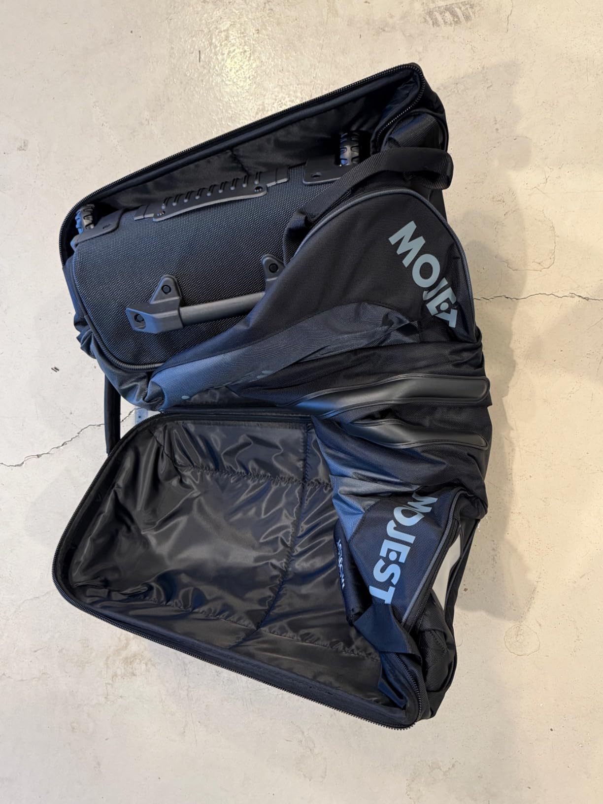 Golf Travel Bags for Airlines with Wheels, Hard Case Top and 1680D Heavy Duty Oxford Protect Golf Clubs, Lightweight and Easy to Maneuver customer photo 2
