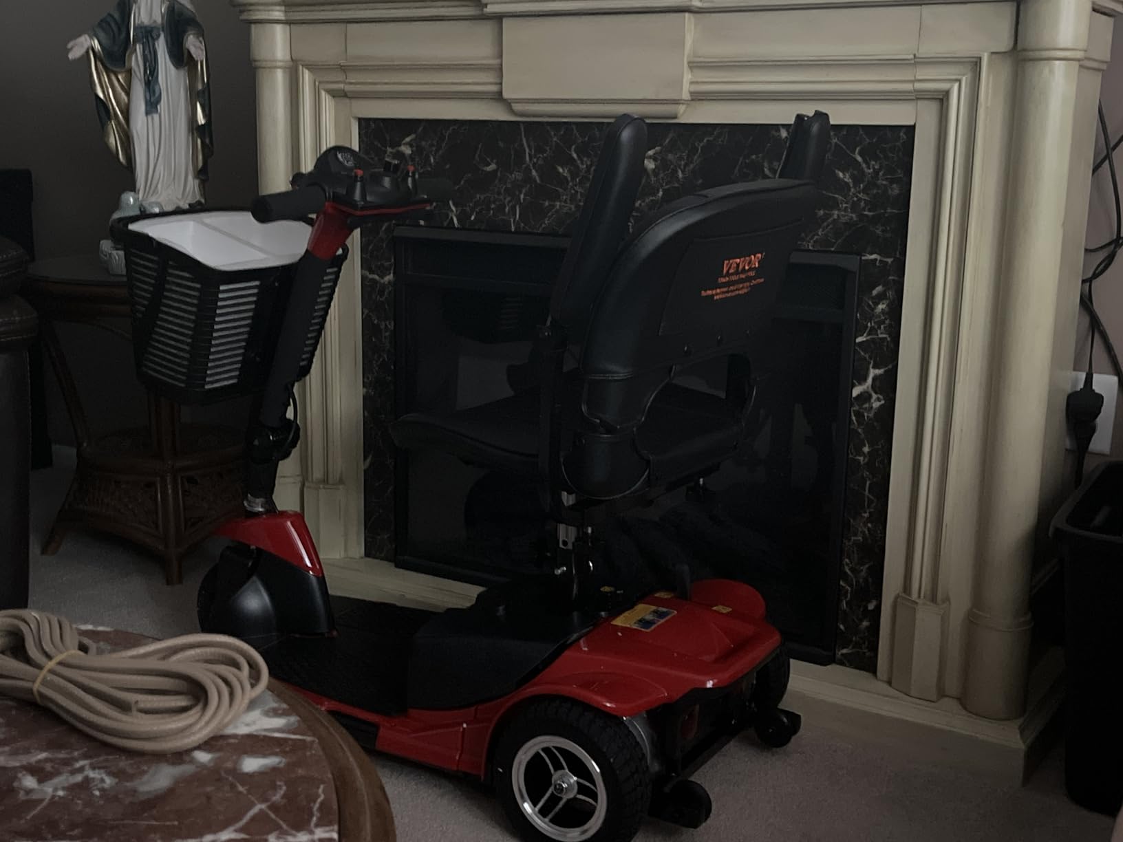 VEVOR 2025 Upgraded 3 Wheel Folding Mobility Scooter for Adults & Seniors, Electric Powered Mobility Scooter & 12 Mile Long Range, All Terrain Travel Wheelchair with 9 Degree Climbing, 265lb Capacity customer photo 2