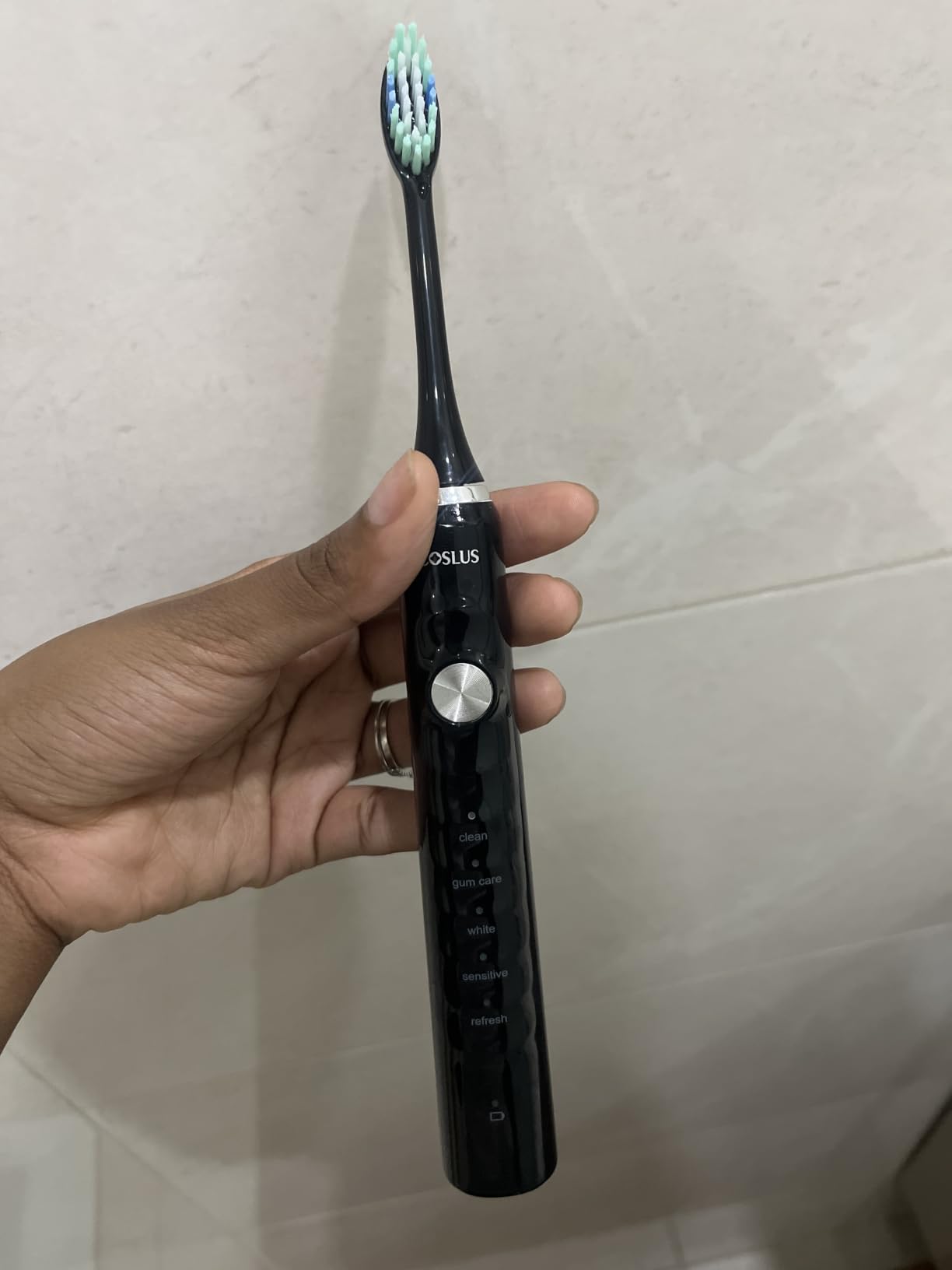 COSLUS C40 Sonic Electric Toothbrush for Adults, 47000VPM for Deep Cleaning | Portable Travel Case - 5 Modes for Sensitive Teeth & Brace, Wireless Charging, 6 Brush Heads for Family, Black, 1PC customer photo 2
