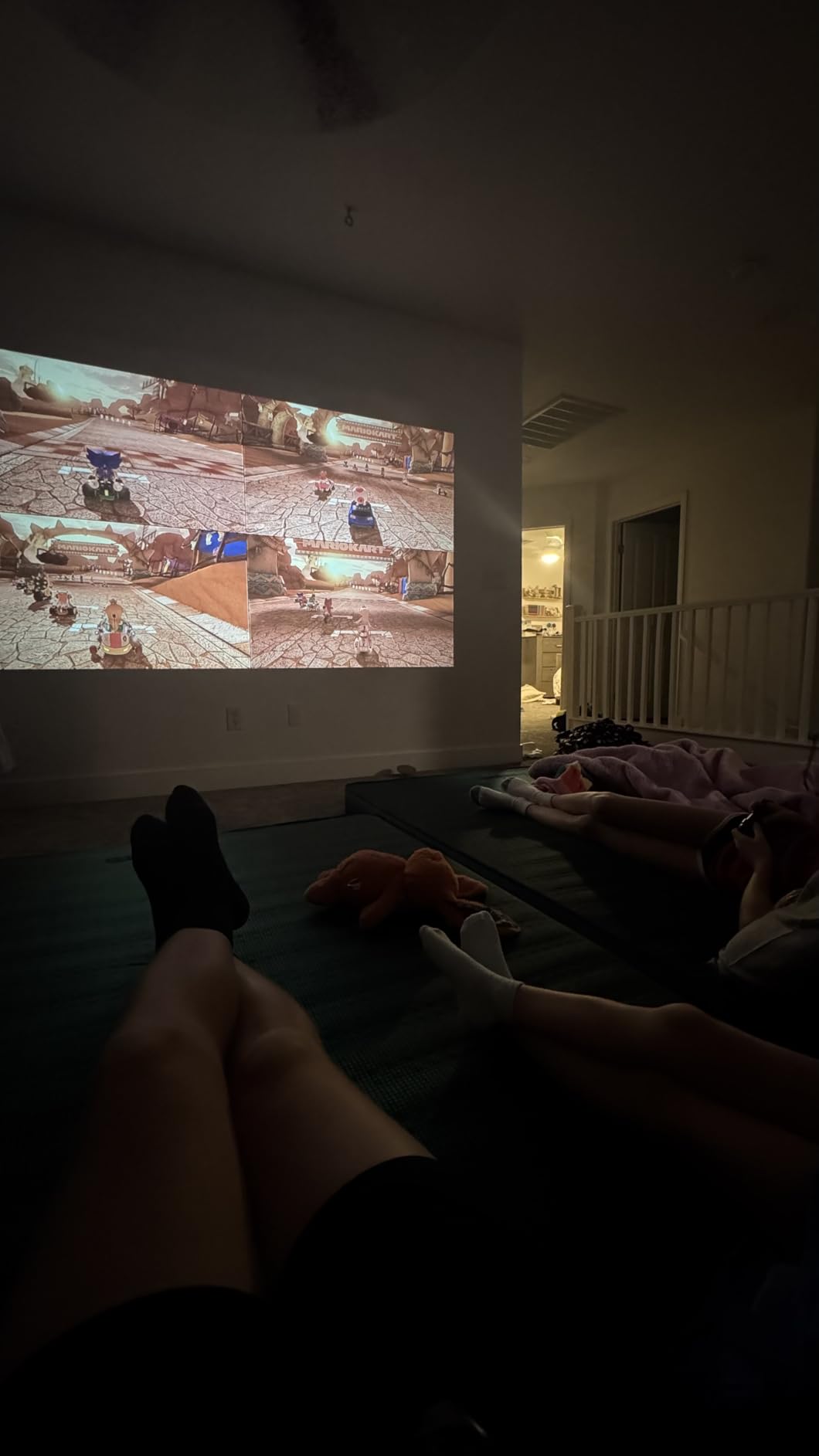 [Sound by JBL & Built-in Battery] Yaber T2 Outdoor Projector with WiFi 6 and Bluetooth, Native 1080P Smart Movie Portable Projector for Inside and Outside, Compatible with TV Dongle (Not included) customer photo 2