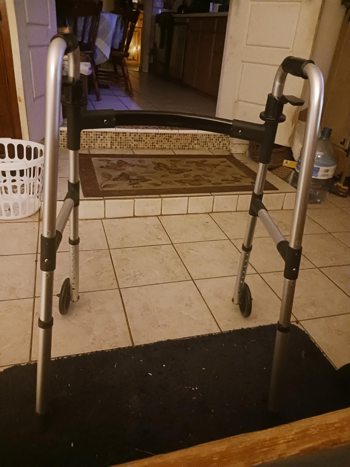 Loyoda Folding Walker with 2 Skis and 5