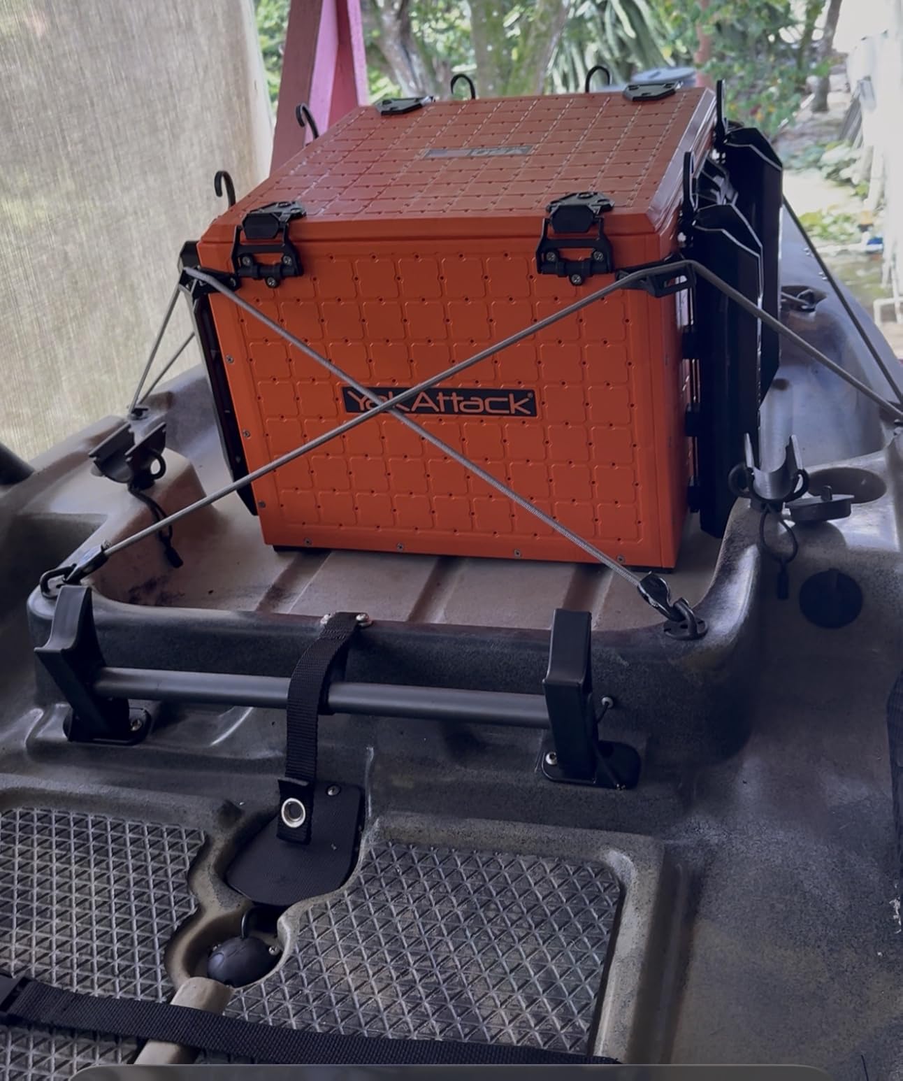 YakAttack BlackPak Pro 13