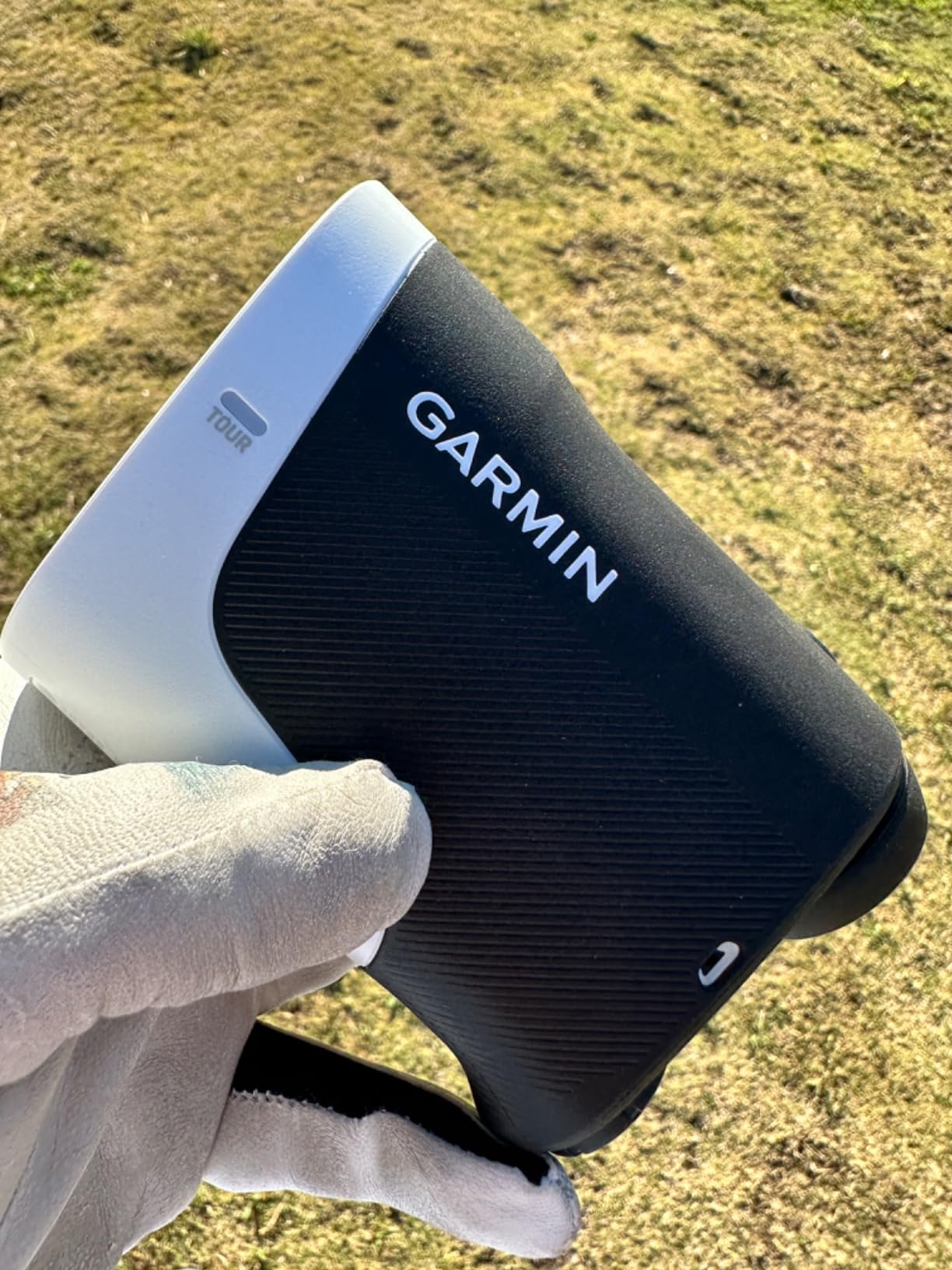 Garmin Approach Z30, Golf Laser Range Finder, Easy-to-Read OLED Display, Range Up to 400 Yards, Send Ranged Distances to Your Compatible Golf Smartwatch or Handheld customer photo 1
