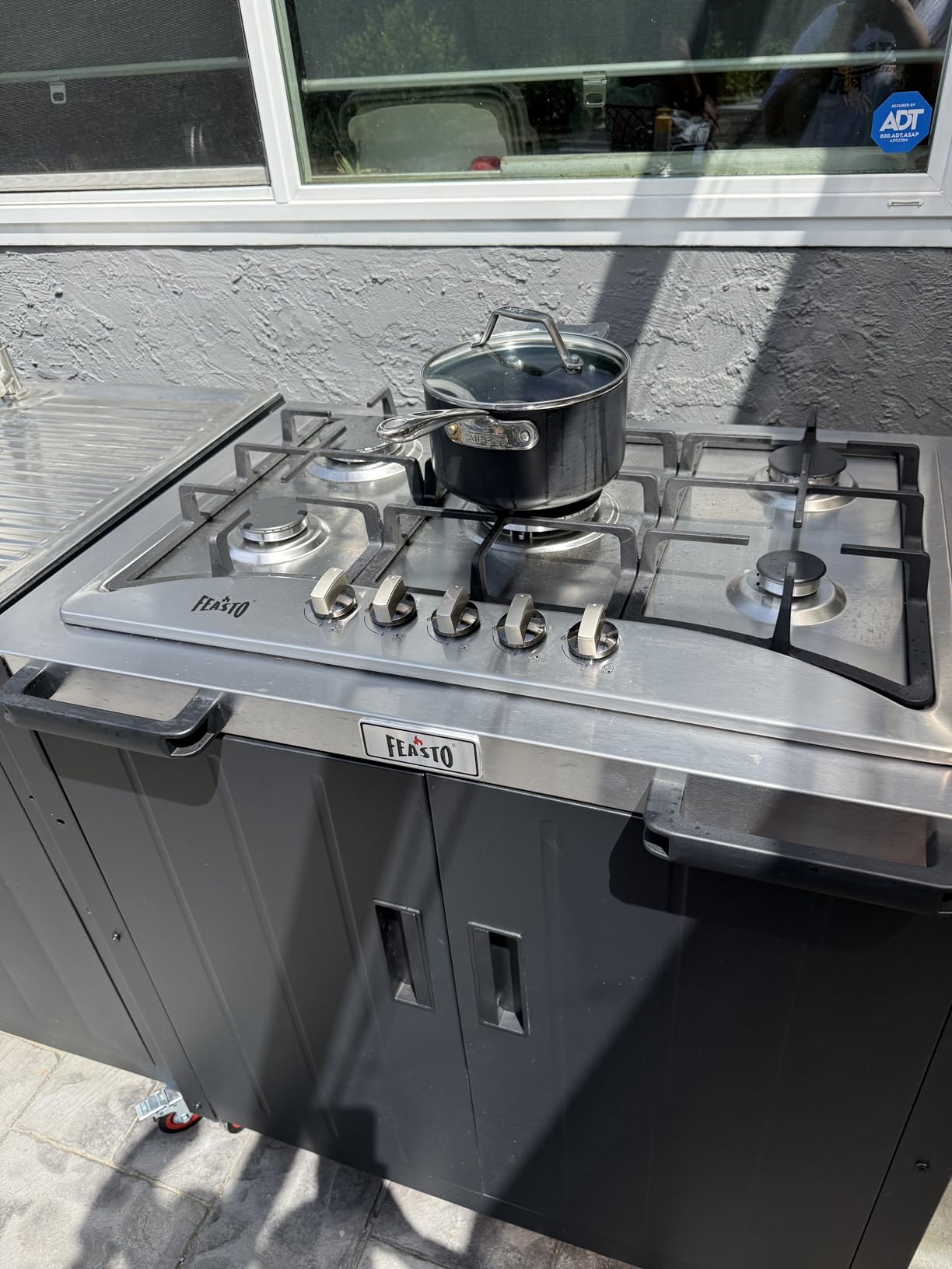 Feasto Outdoor Kitchen Island with Propane Gas Stove and Storage Cabinet, 35-Inch Outdoor Cooking Station with 304 Stainless Steel Top & Lockable Wheels for Backyard Patio, Black & Silver customer photo 1