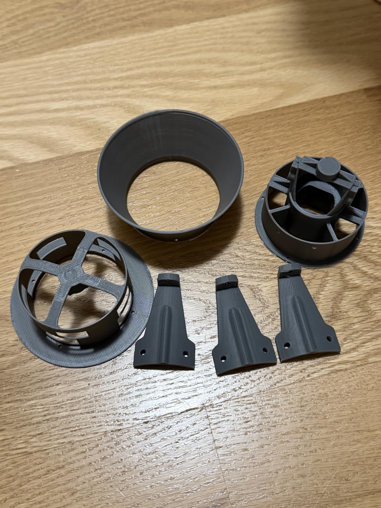 Creality K2 SE 3D Printer, 500mm/s High-Speed Printing, Support Multi Color 3D Printing Needs CFS, Solid Metal Build, Auto Leveling, Direct Drive Extruder, Quick-Swap Nozzle, 220×215×245mm Print Size customer photo 1