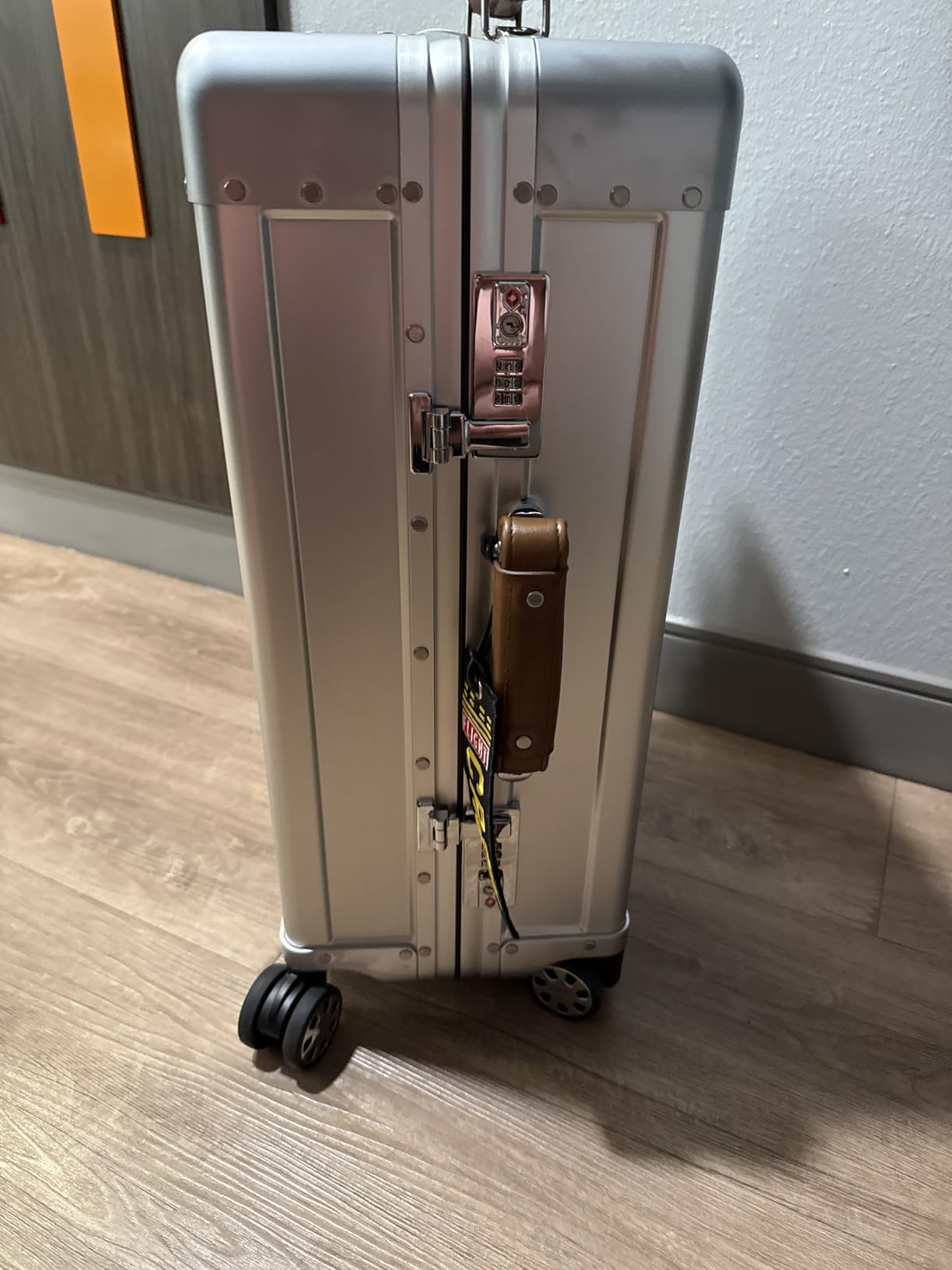Sterling Pacific 40L Cabin Travel Case - Full Aluminum Four Wheel Carry On Luggage, Italian Leather Handles customer photo 2