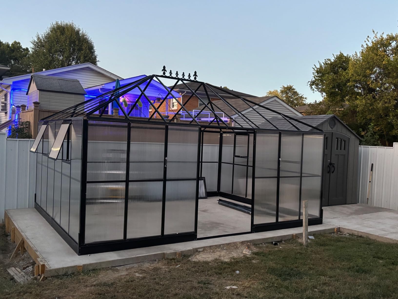 Jocisland 16x12x9.5 FT Outdoor Polycarbonate Greenhouse, 6 FT Wall Height | Aluminum Greenhouses with 4 Ventilation and Rain Gutter, Double Doors with Hook, Walk-in Greenhouse for Backyard Garden customer photo 2