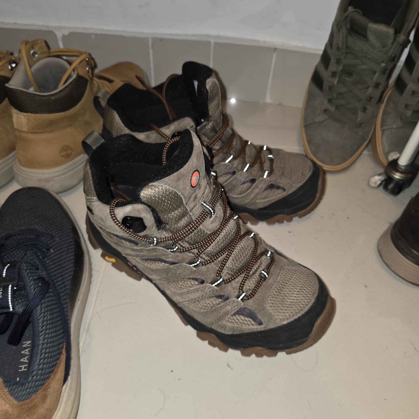 Merrell Men's Moab 3 Mid Waterproof Hiking Boots customer photo 1