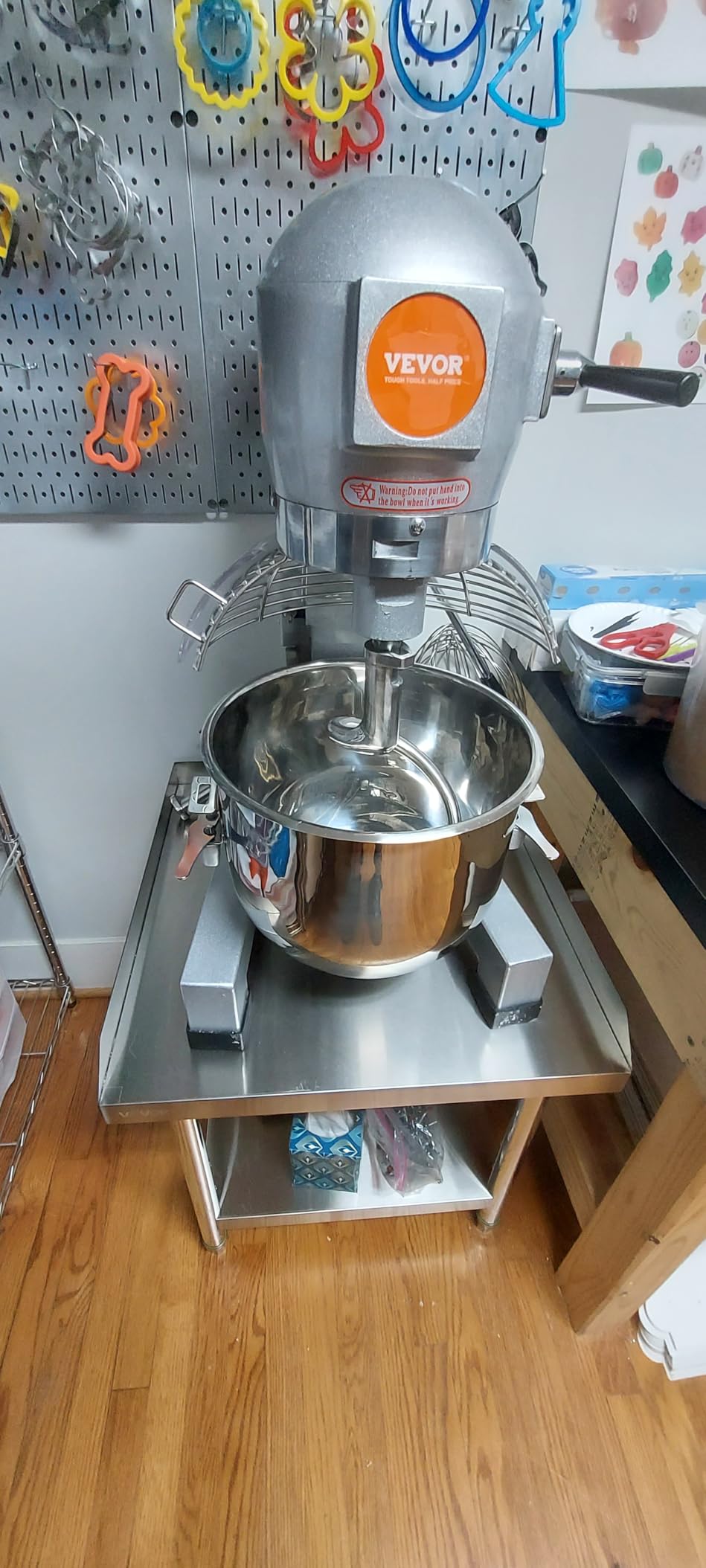 VEVOR Commercial Food Mixer 30Qt, Commercial Mixer with 3 Adjustable Speeds, 1100W Dough Mixer, Commercial Stand Mixer with Stainless Steel Bowl customer photo 1
