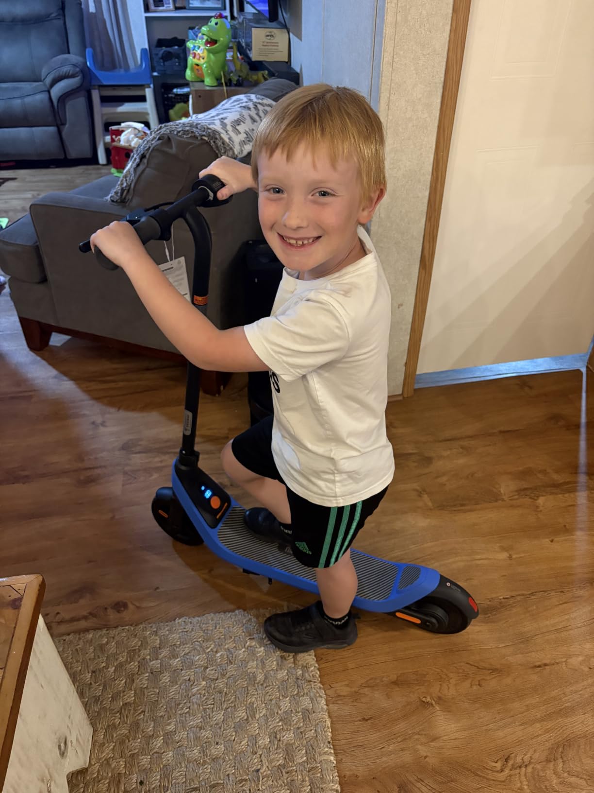 Segway Ninebot Kids eKickScooter, Kids Electric Scooter with Cruise Mode, Adjustable Handlebar Height (C2 Pro Only), for Riders Up to 132 lbs, UL-2272 2271 Certified customer photo 1