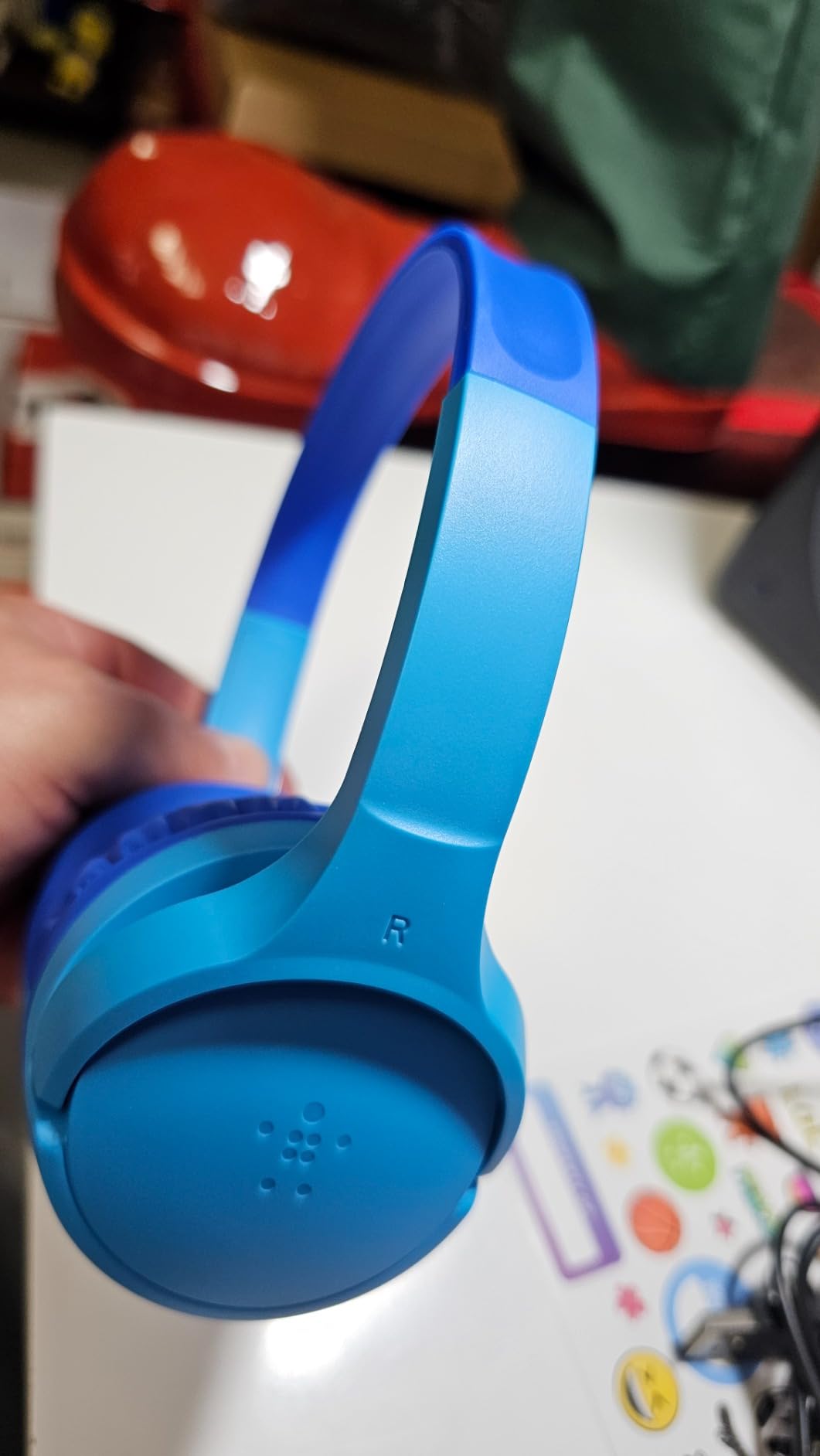 Belkin SoundForm Mini Bluetooth Kids Headphones, On Ear, 30H Battery Life | Toddler headphones, 85dB Volume Limit, Built-in Mic, Wired Connection Option, iPad, Android Tablet, School, Travel customer photo 1