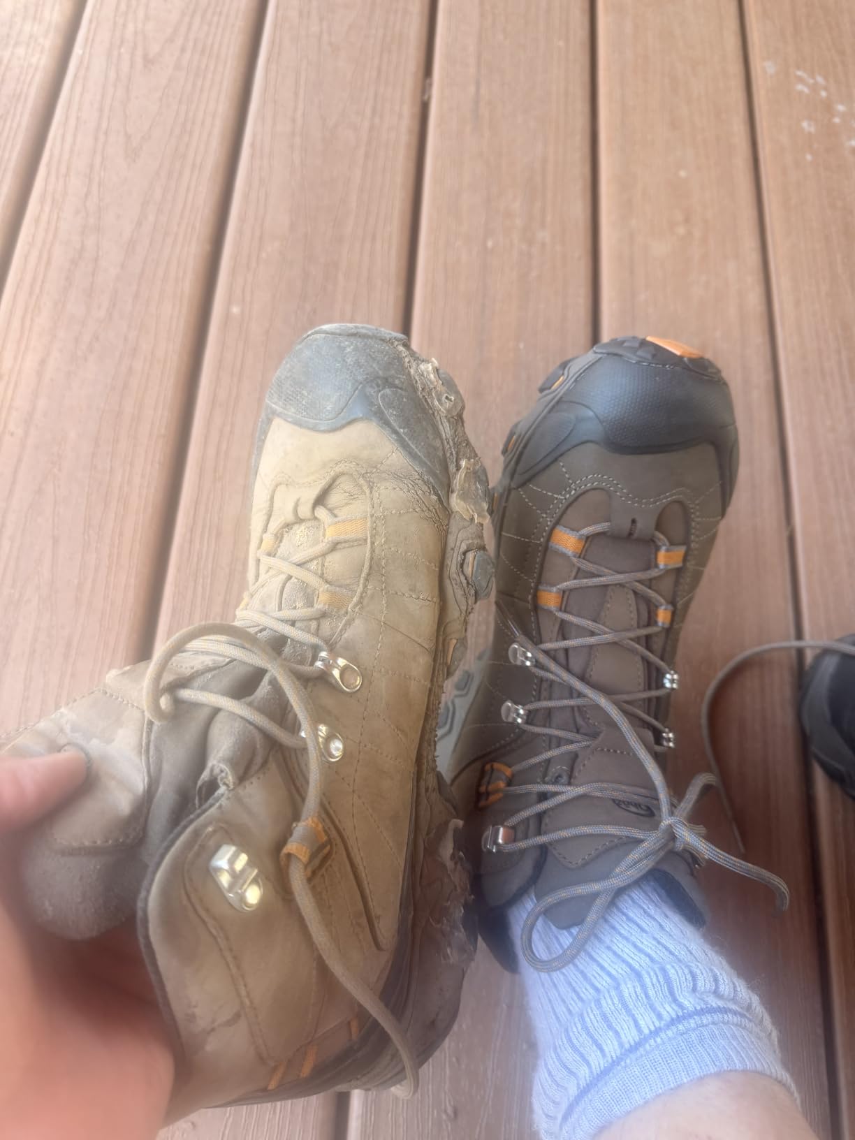 Oboz Men's Bridger Mid B-DRY Hiking Boot customer photo 2