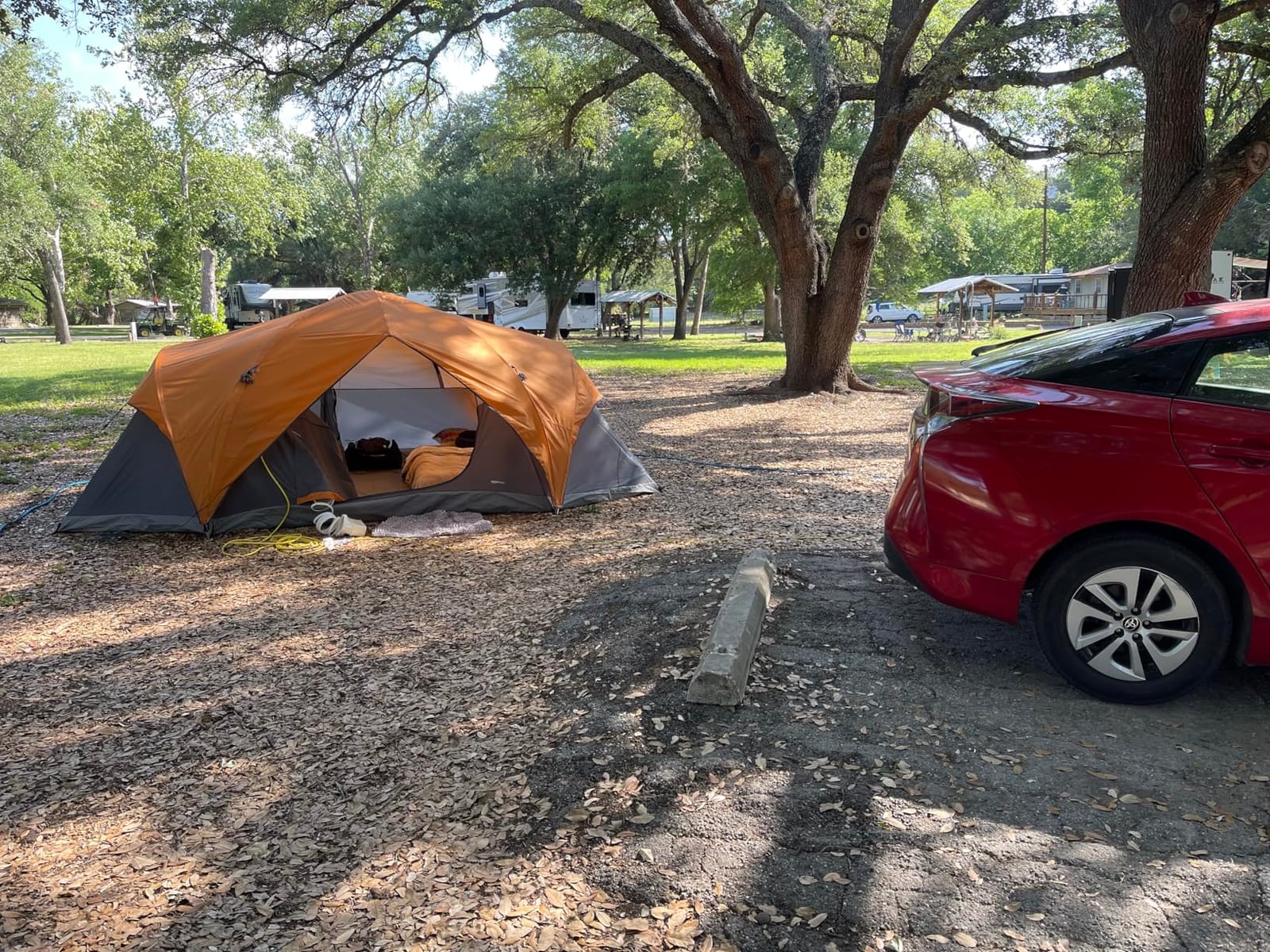 Amazon Basics Camping Tent, 3-Season Dome Design with Rainfly customer photo 2