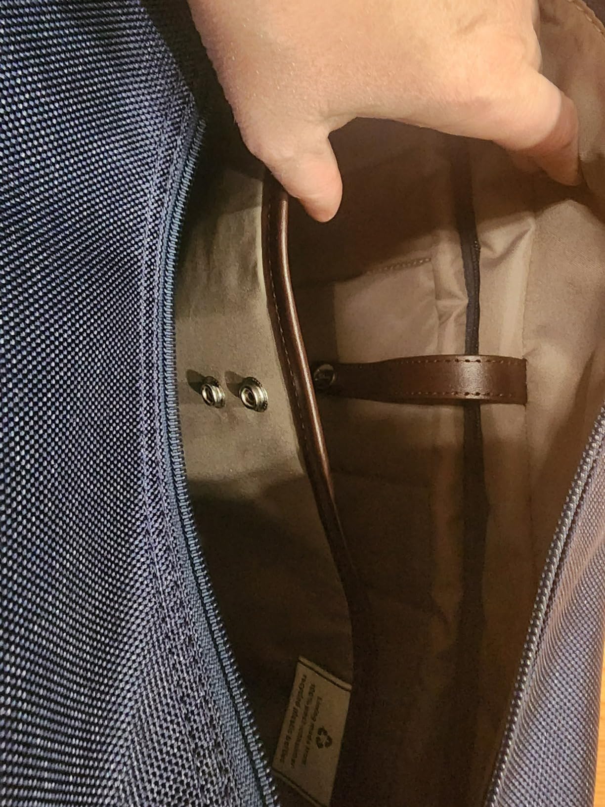 Travelpro Platinum Elite Carry on Soft Travel Underseat Tote Bag, Weekender, Overnight, Men and Women, 16.5 Inch customer photo 2