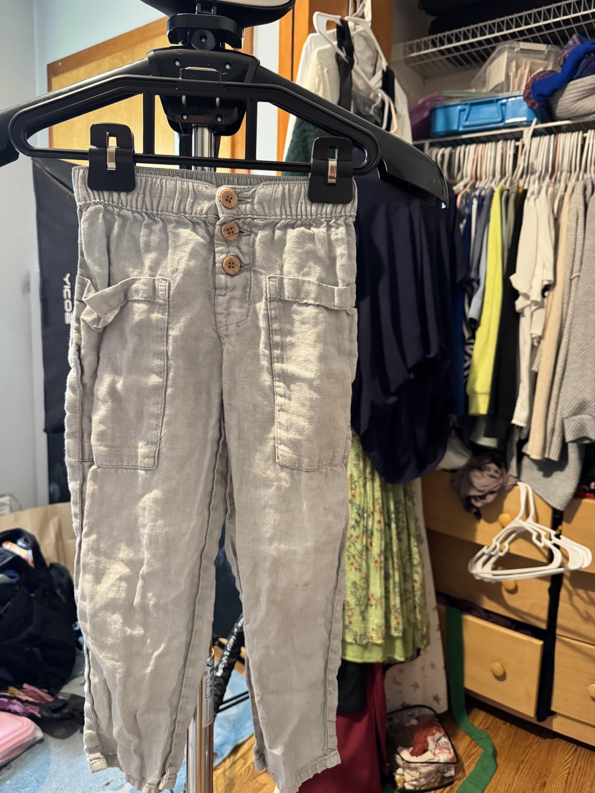 Steamer for Clothes, Jenaely 1500W Standing Garment Steamers, 35s Fast Heat-up, 80 Mins of Continuous Powerful Steam with 2.8L Water Tank, Pants Clip & Children's Clothing Hanger customer photo 2
