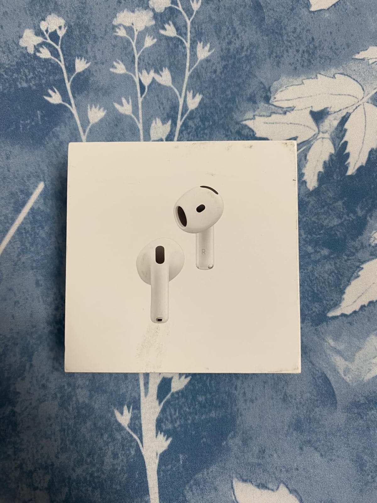 Apple AirPods 4 Wireless Earbuds with Active Noise Cancellation | Bluetooth Headphones, Transparency Mode, Personalized Spatial Audio, USB-C Charging Case, Wireless Charging, H2 Chip customer photo 1