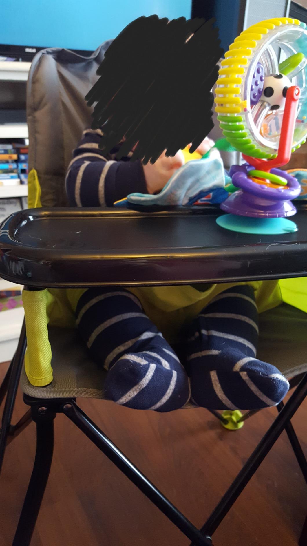 Bright Starts Pop 'N Dine Portable High Chair, Indoor/Outdoor, BPA Free Tray, Easy to Fold, Unisex, Grey, 6 Months + customer photo 2