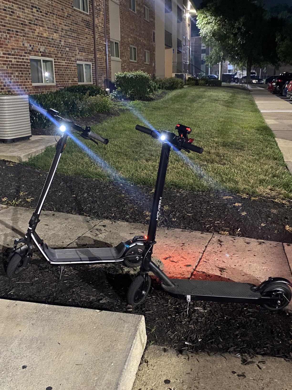 NIU 100P/100F/300P/300X Electric Scooter Adult - E Scooter with Suspension, 600-1000W Peak Power, 18-37.3 Miles Max Range, Top Speed 17.4-23.6MPH, Commuting E-Scooter customer photo 1