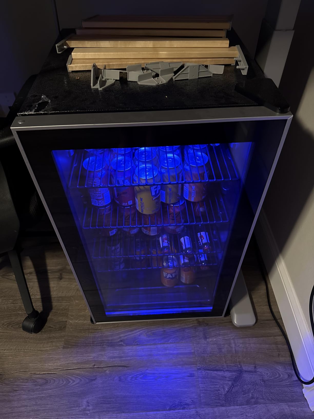Electactic Mini Fridge 130 Can Beverage Refrigerator Cooler, 3.2 Cu.Ft Drink Fridge for Soda Wine Beer, Adjustable Temperature Control for Home Office, Black customer photo 1