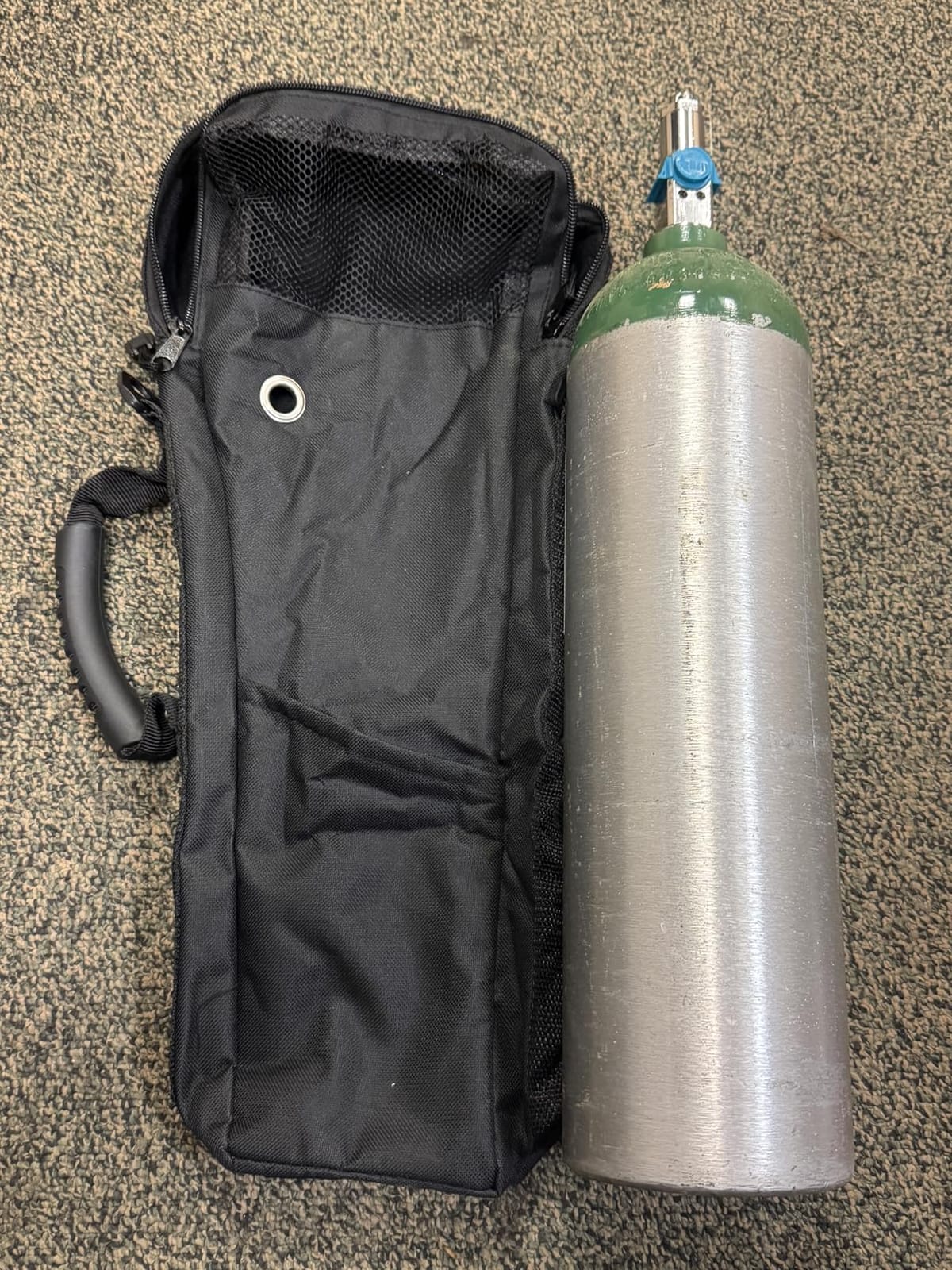 Portable Oxygen Tank Shoulder Bag for Travel, Storage, and Carry - Fit for A, B(M6), C(M9), D, M2, ML6, M7 Oxygen Cylinders, Durable Oxford Material, Mesh Viewing Window customer photo 2