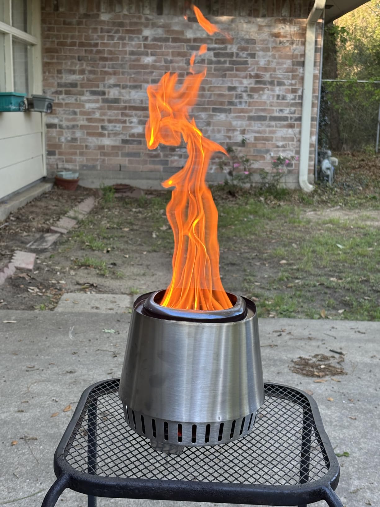 East Oak Fuoco 7 Inch Tabletop Smokeless Fire Pit, 3-in-1 Ash Pan Portable Wood & Pellet Tabletop Firepit, Easy Clean Up, Stainless Steel Mini Fire Pit for Outside, Backyard, Patio, Camping & Deck customer photo 2