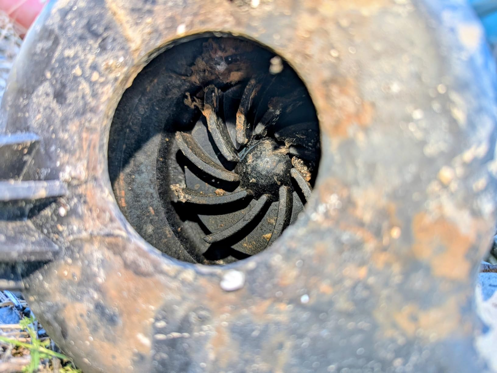 3/4 HP Submersible Sewage Pump 6400 GPH Cast Iron Effluent Pump | Automatic Tethered Float Switch, 115V, 2'' NPT Discharge, Sump Pump for Sump Basin, Basement, Residential Sewage customer photo 1