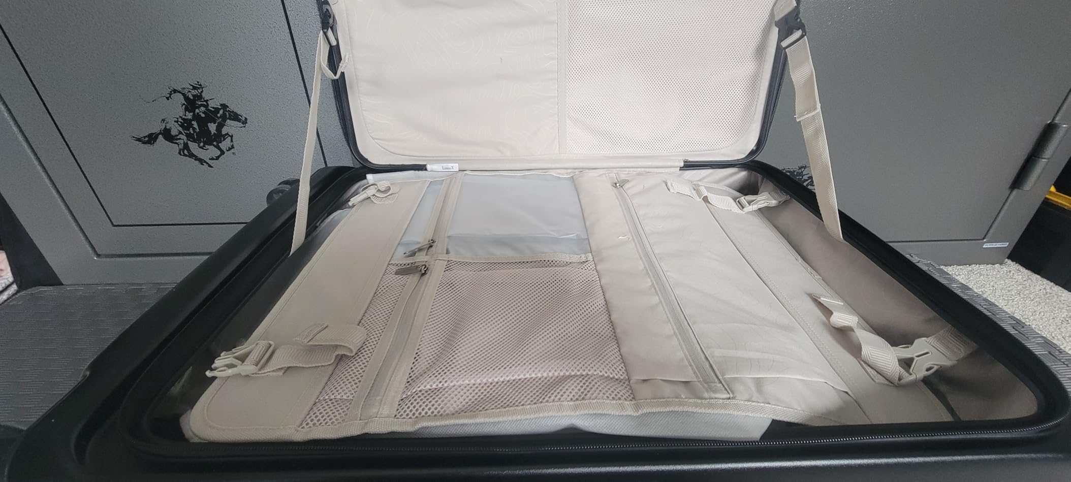 LUGGEX Carry On Luggage 22x14x9 Airline Approved, Expandable Polycarbonate Suitcase with Front Pocket (FX-Core, Charcoal Metallic, 20 Inch) customer photo 2