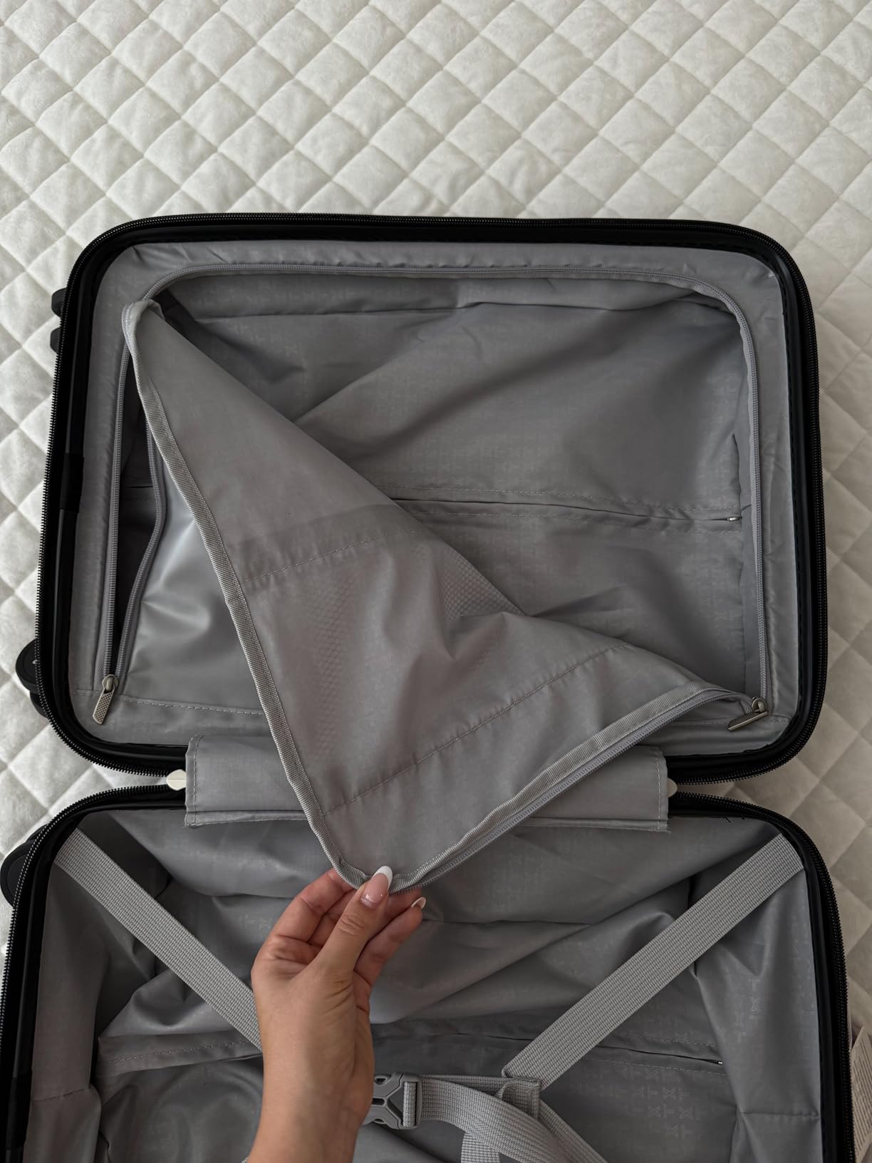 LUGGEX Carry On Front Pocket Suitcase, Expandable Polycarbonate, Green, 20