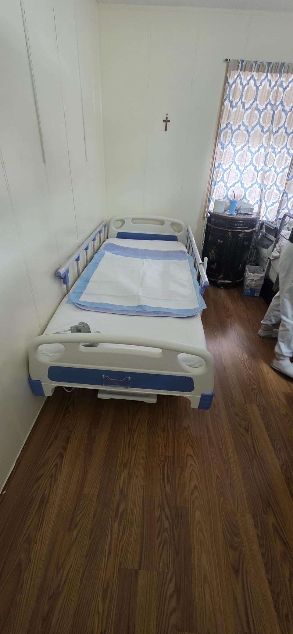Real Relax Premium 2 Function Full Electric Hospital Bed, ICU Electric Medical Bed with 4 inch Foam Mattress & IV Pole, Dining Table Board and 5 inch Locking Casters, 530LBS Loading. customer photo 1