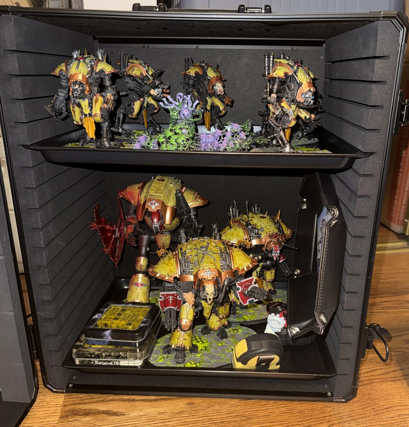 Miniatures Storage Case Miniatures Transport Case Aluminum Alloy Frame with Lock (Large Size) customer photo 2