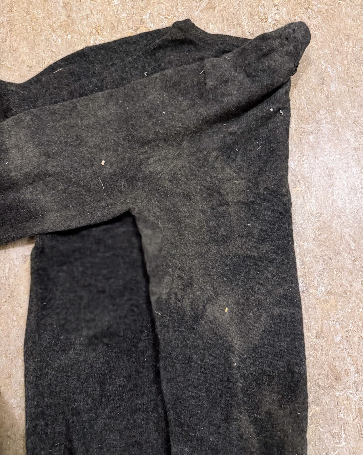 Men's The Original Cashmere Crewneck Sweater customer photo 1