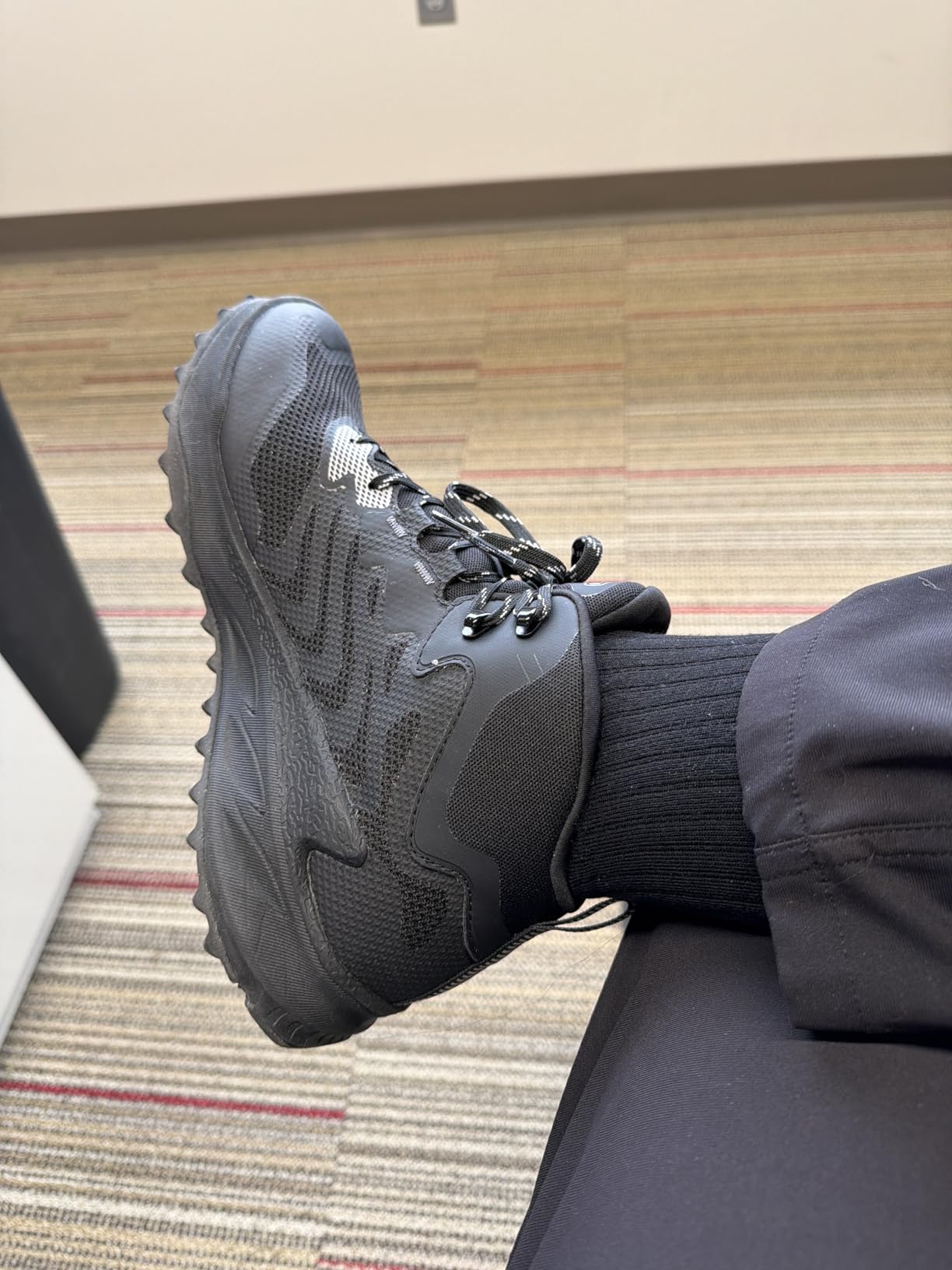 KEEN Men's Zionic Nxt Mid Height Waterproof Hiking Boots customer photo 2