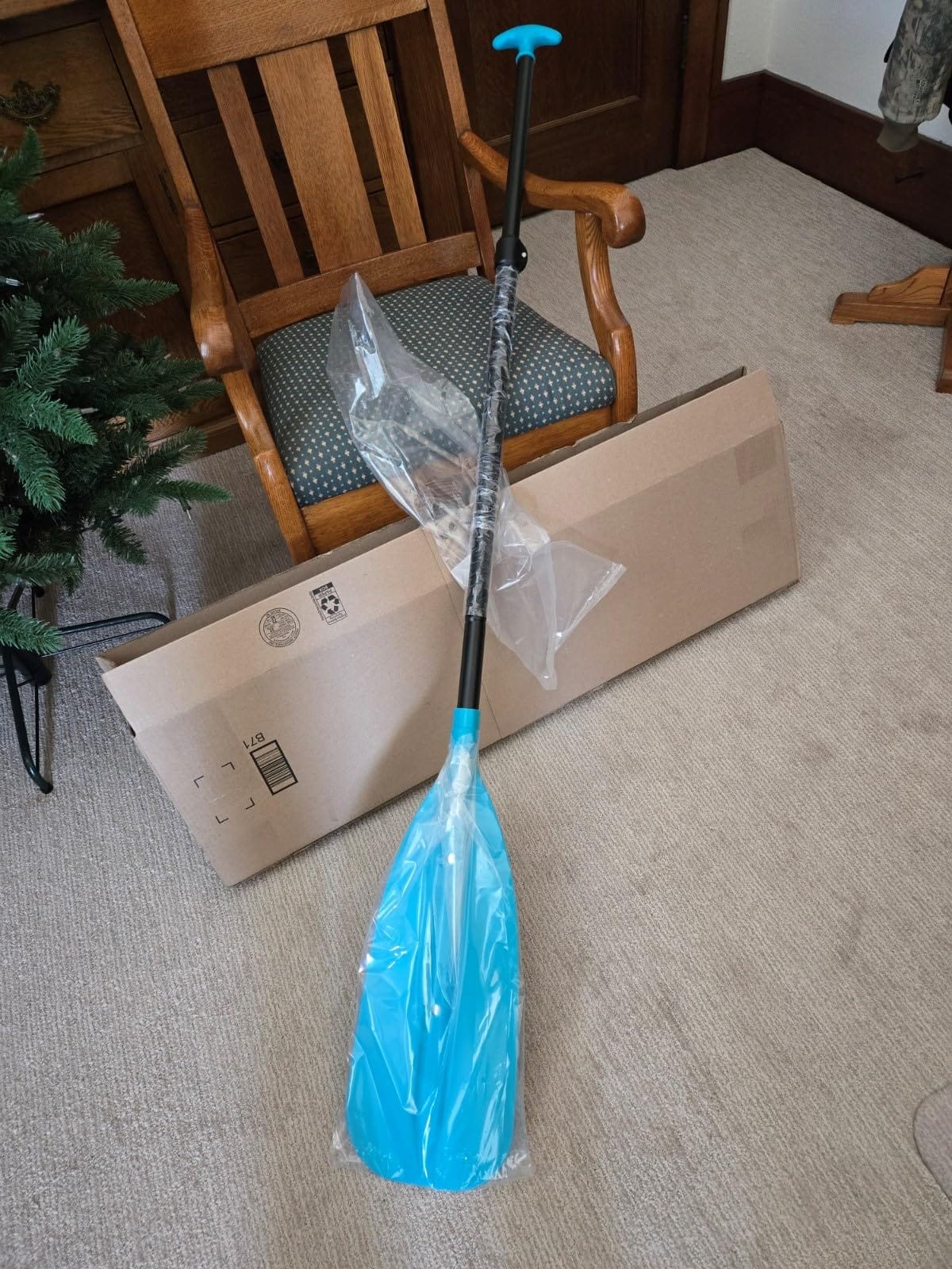 OCEANBROAD Canoe Paddle, Adjustable from 4'3''to 5'3'', 3-Piece Boat Paddle | Aluminum Shaft, PP Blade, T-Grip, Collapsible, Portable, Floatable customer photo 1