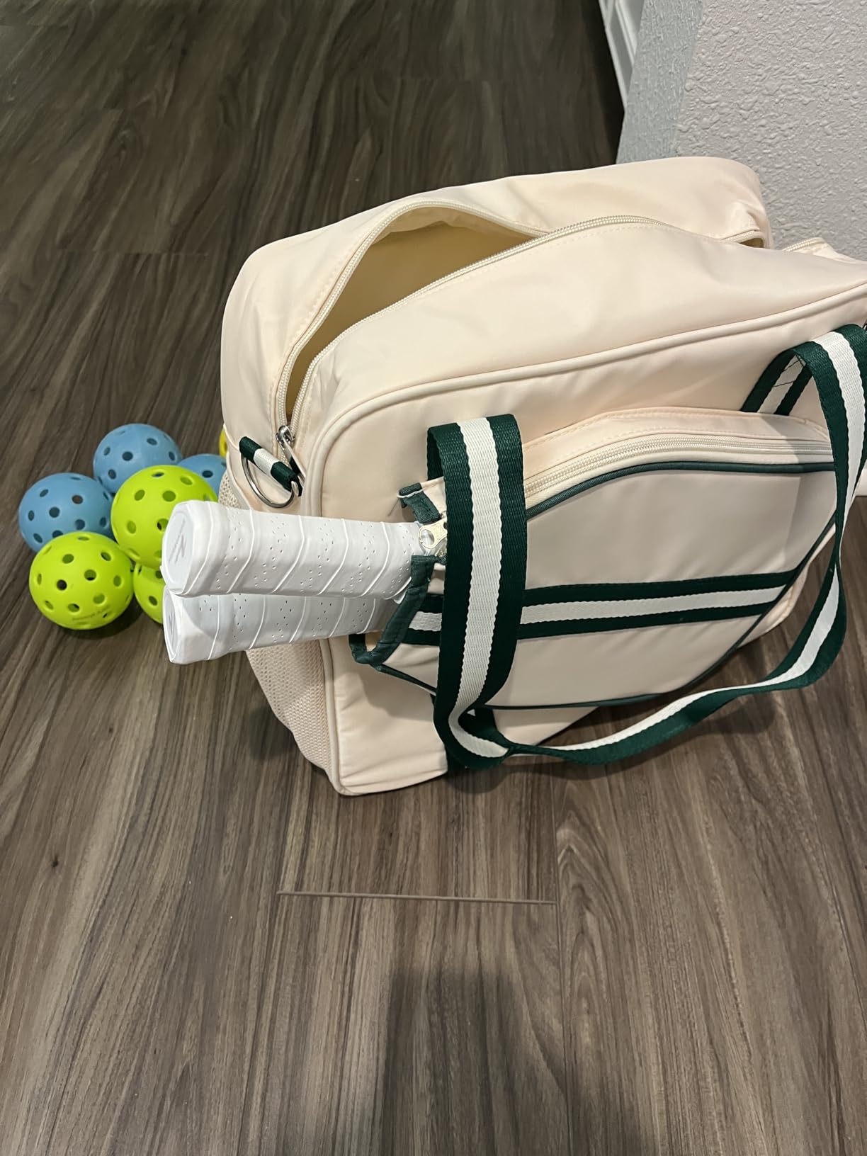 Pickleball Tote Bag for Women Men with Paddle Cover Pocket External Ball Bag and Adjustable Shoulder Strap Fence Hook customer photo 2