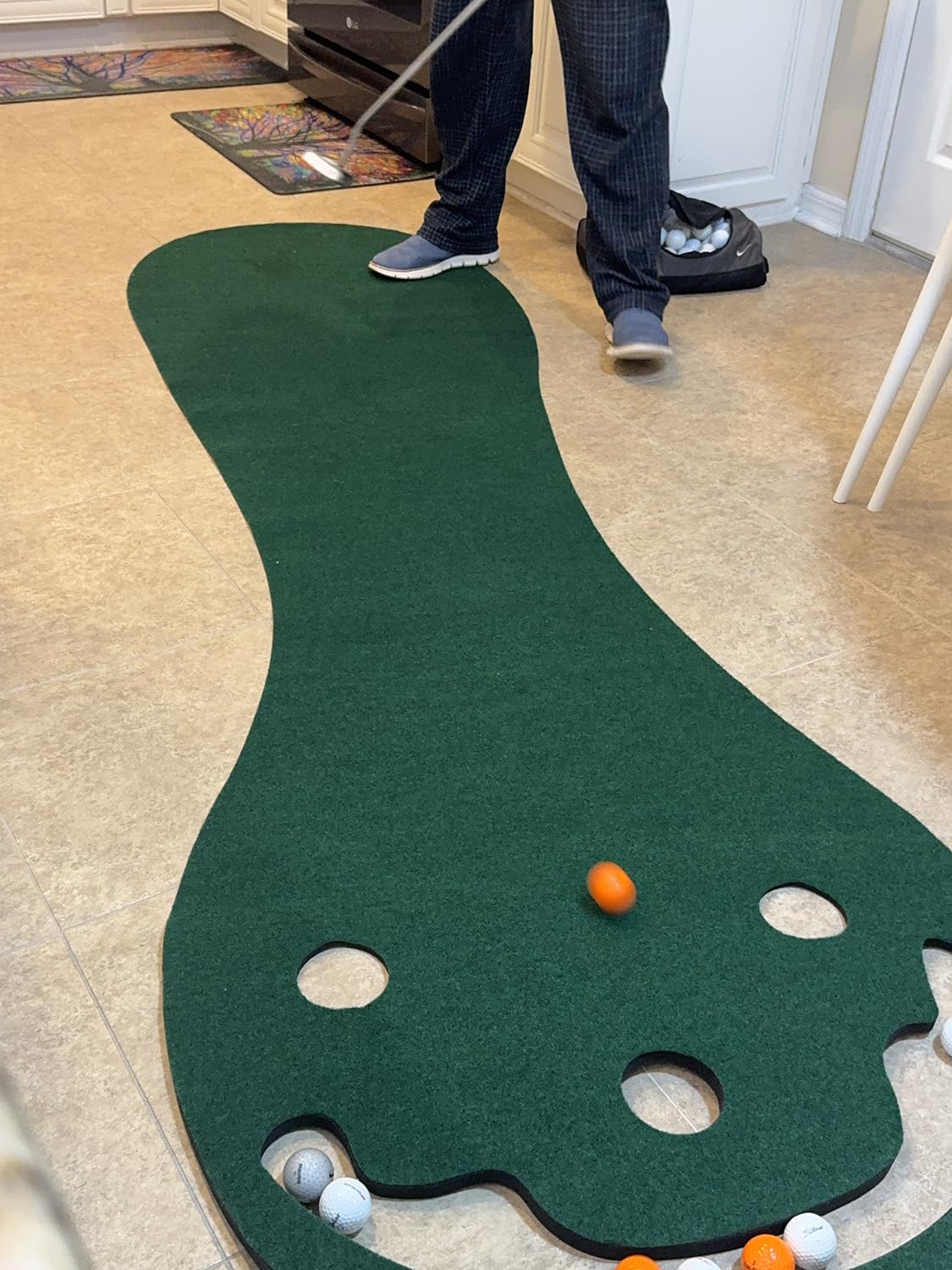 Amazon Basics Golf Putting Green customer photo 1